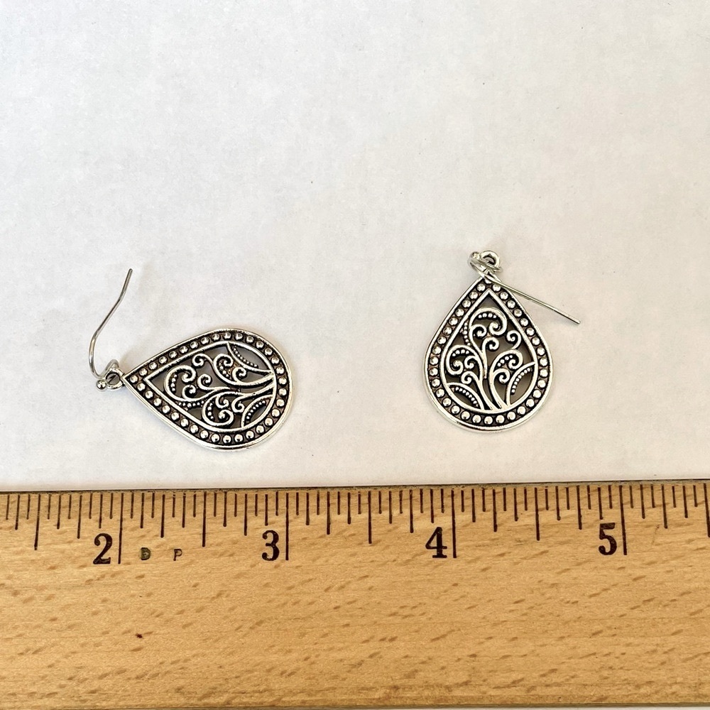 NWOT Bohemian Silver Alloy Earrings - Picture 3 of 4